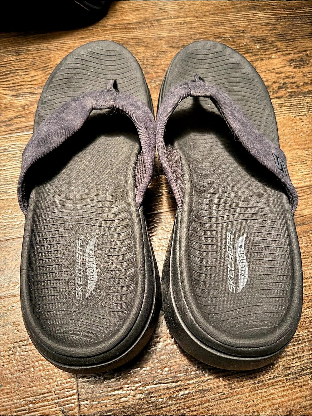 Skechers Shape-ups Sandals Black & Purple US 7
10